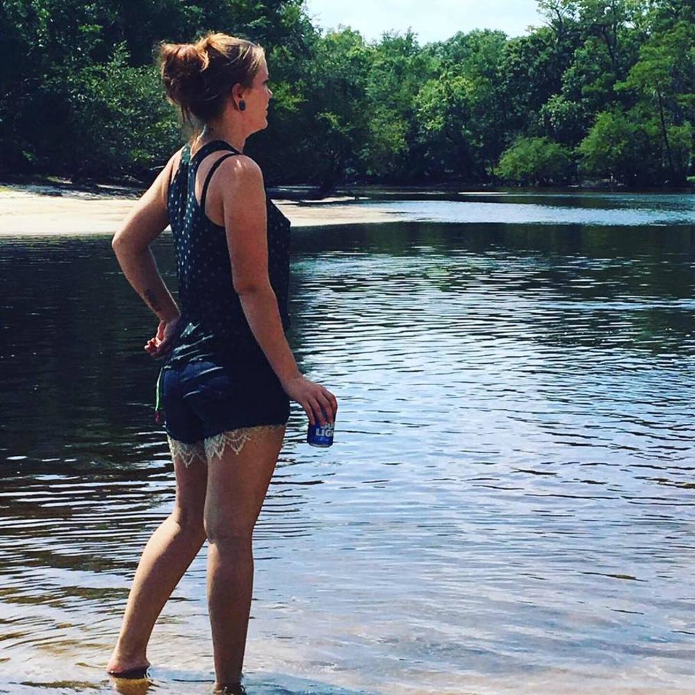 Meet your Posher, Desiree